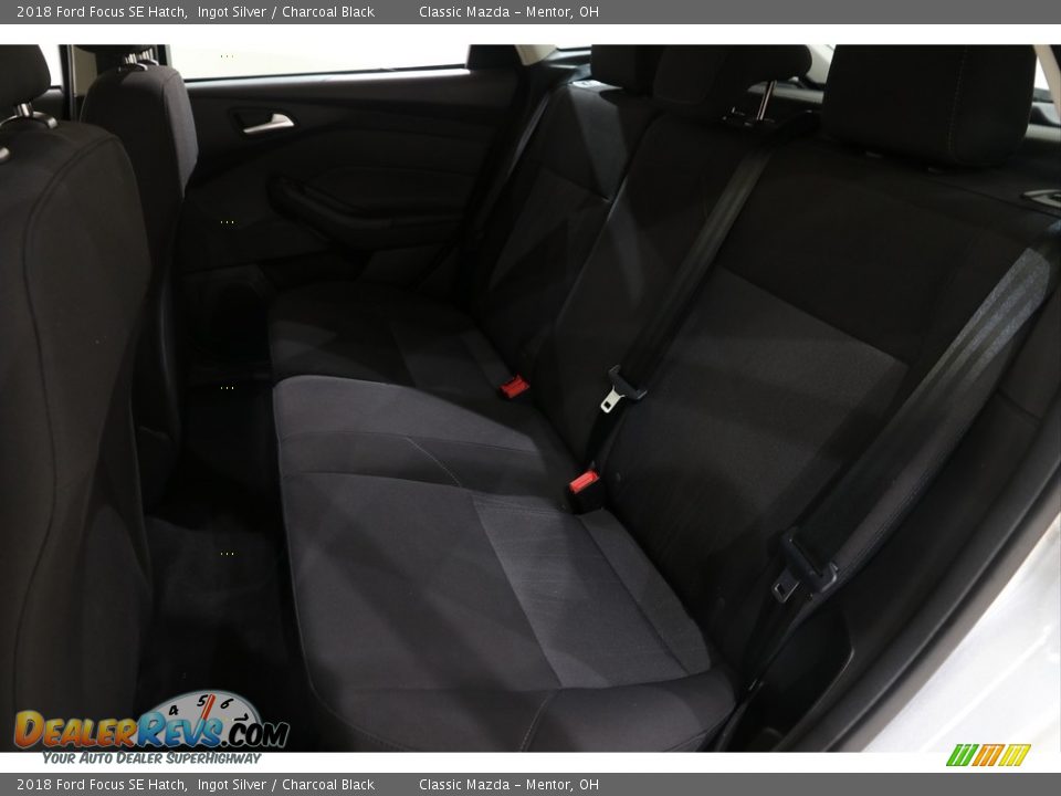 2018 Ford Focus SE Hatch Ingot Silver / Charcoal Black Photo #14