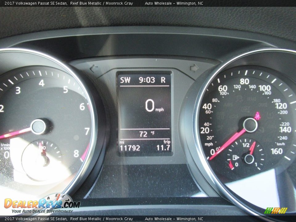 2017 Volkswagen Passat SE Sedan Reef Blue Metallic / Moonrock Gray Photo #16