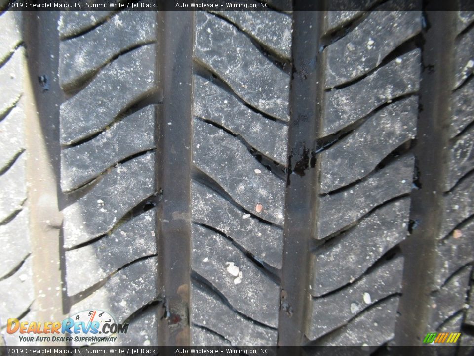 2019 Chevrolet Malibu LS Summit White / Jet Black Photo #9