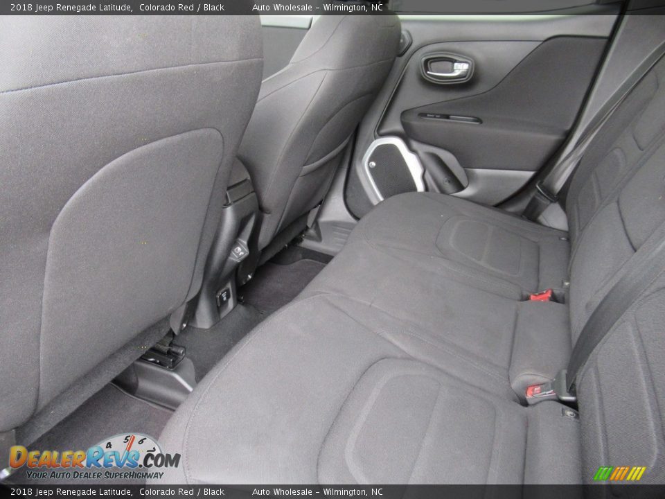 2018 Jeep Renegade Latitude Colorado Red / Black Photo #12