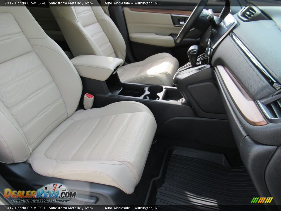 Front Seat of 2017 Honda CR-V EX-L Photo #13