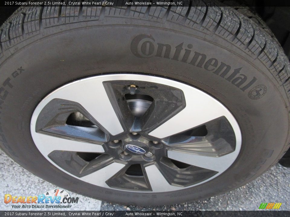 2017 Subaru Forester 2.5i Limited Crystal White Pearl / Gray Photo #7