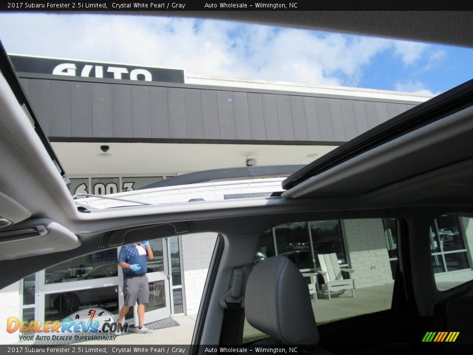 2017 Subaru Forester 2.5i Limited Crystal White Pearl / Gray Photo #11