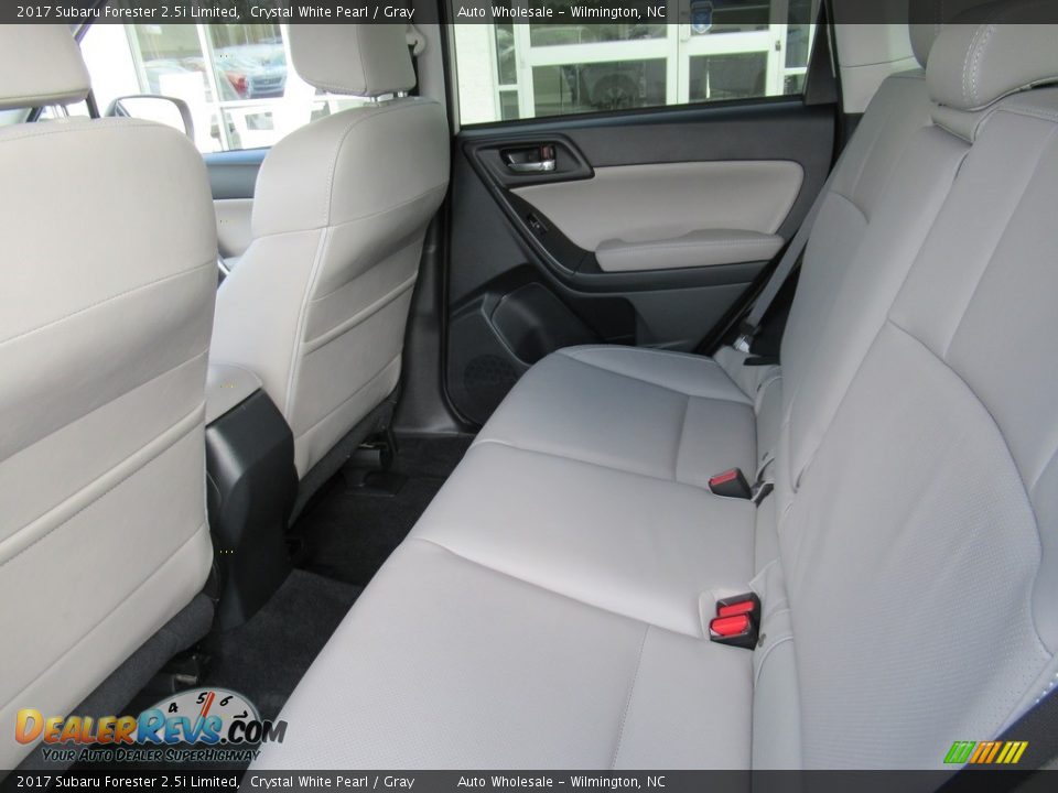 2017 Subaru Forester 2.5i Limited Crystal White Pearl / Gray Photo #12