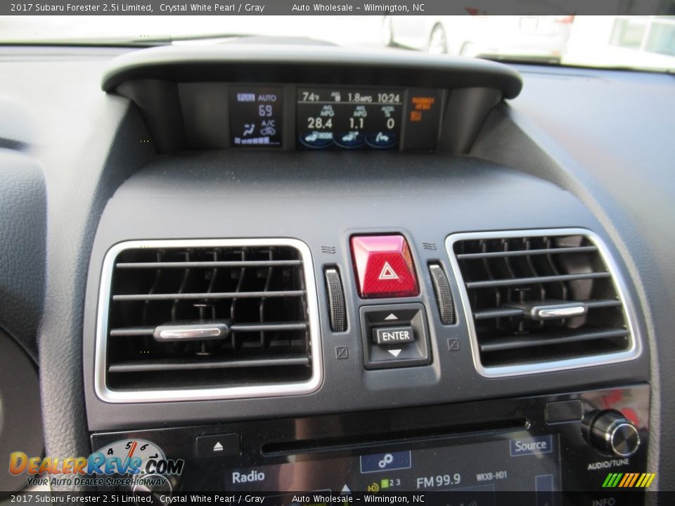 2017 Subaru Forester 2.5i Limited Crystal White Pearl / Gray Photo #17