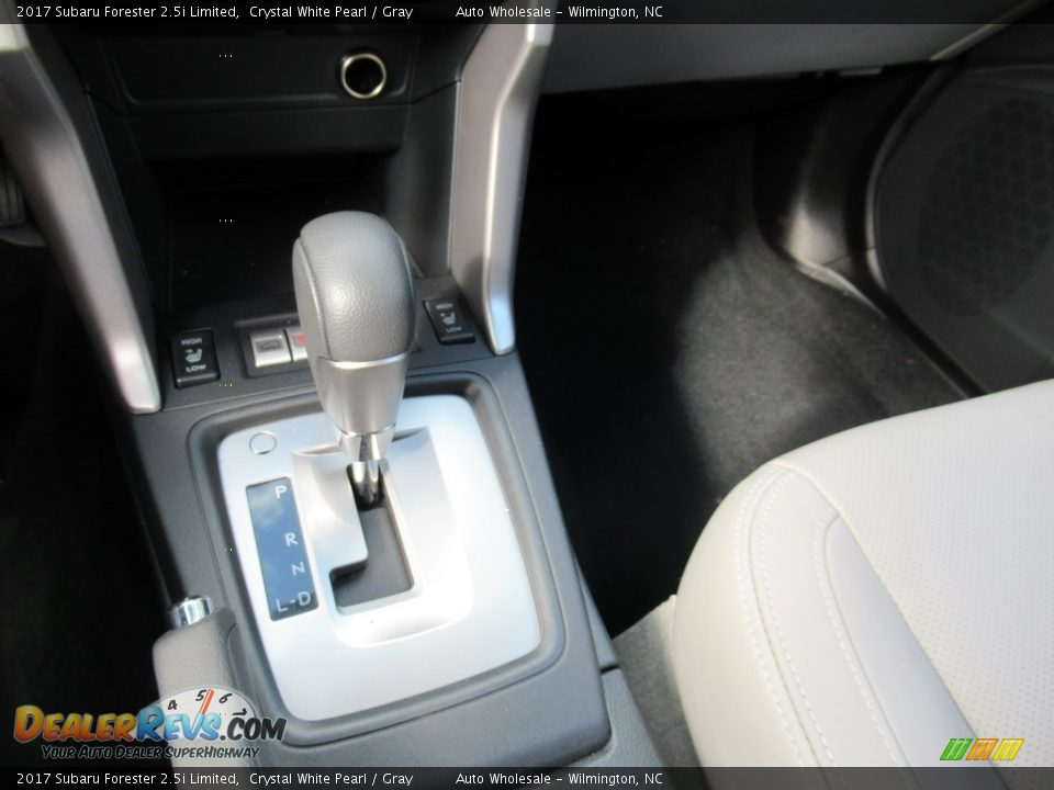 2017 Subaru Forester 2.5i Limited Crystal White Pearl / Gray Photo #20