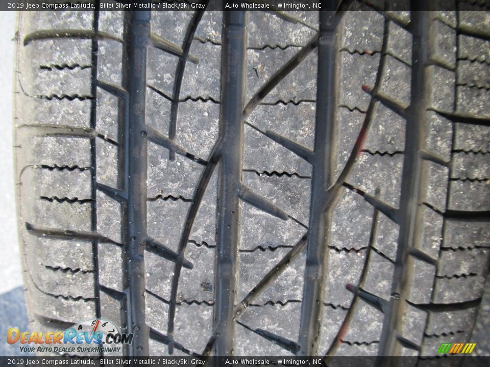 2019 Jeep Compass Latitude Billet Silver Metallic / Black/Ski Gray Photo #10
