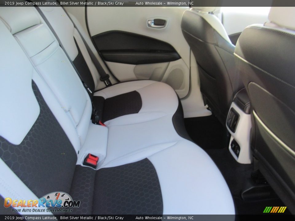 2019 Jeep Compass Latitude Billet Silver Metallic / Black/Ski Gray Photo #14