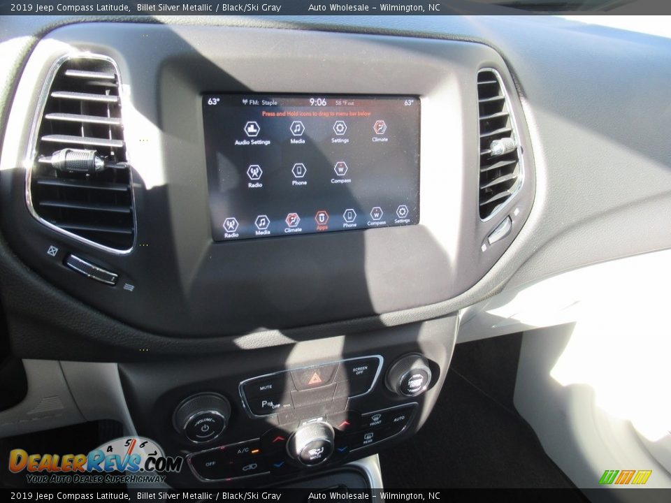 2019 Jeep Compass Latitude Billet Silver Metallic / Black/Ski Gray Photo #17