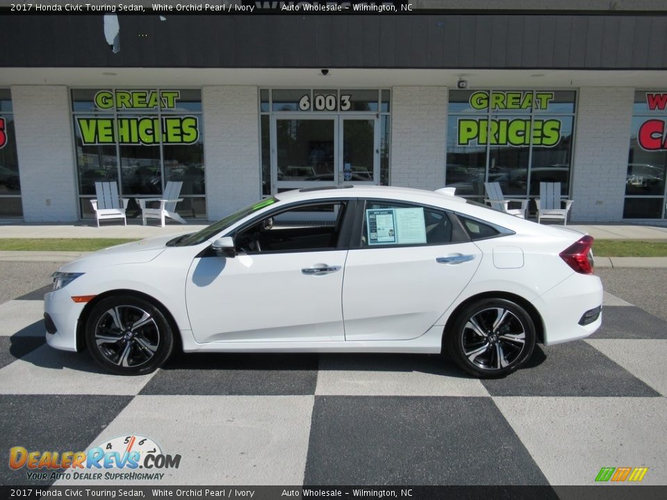 2017 Honda Civic Touring Sedan White Orchid Pearl / Ivory Photo #1