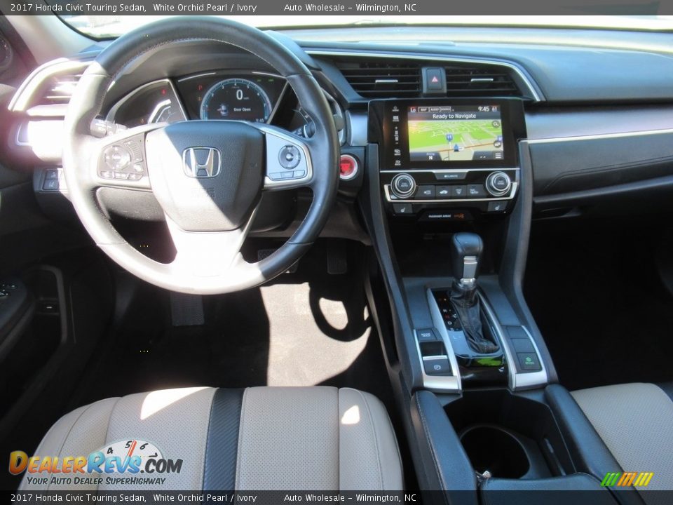 2017 Honda Civic Touring Sedan White Orchid Pearl / Ivory Photo #15