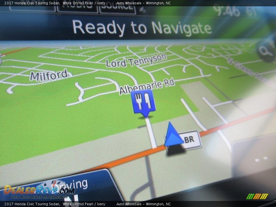 2017 Honda Civic Touring Sedan White Orchid Pearl / Ivory Photo #17