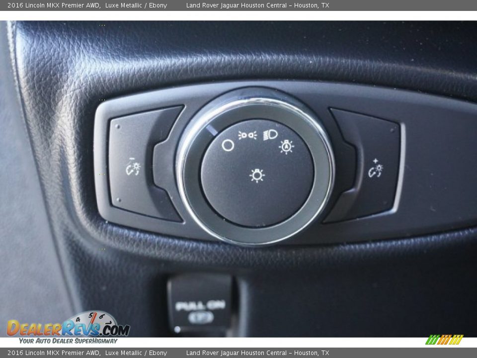 Controls of 2016 Lincoln MKX Premier AWD Photo #24