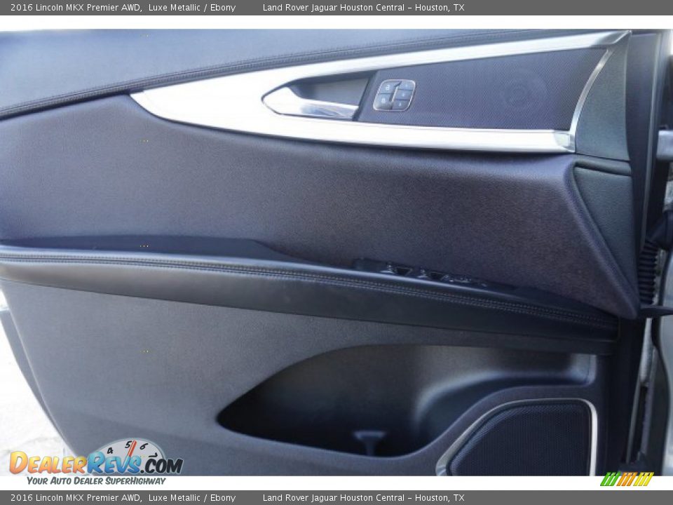 Door Panel of 2016 Lincoln MKX Premier AWD Photo #27
