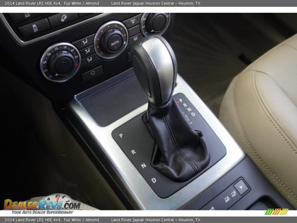 2014 Land Rover LR2 HSE 4x4 Fuji White / Almond Photo #17