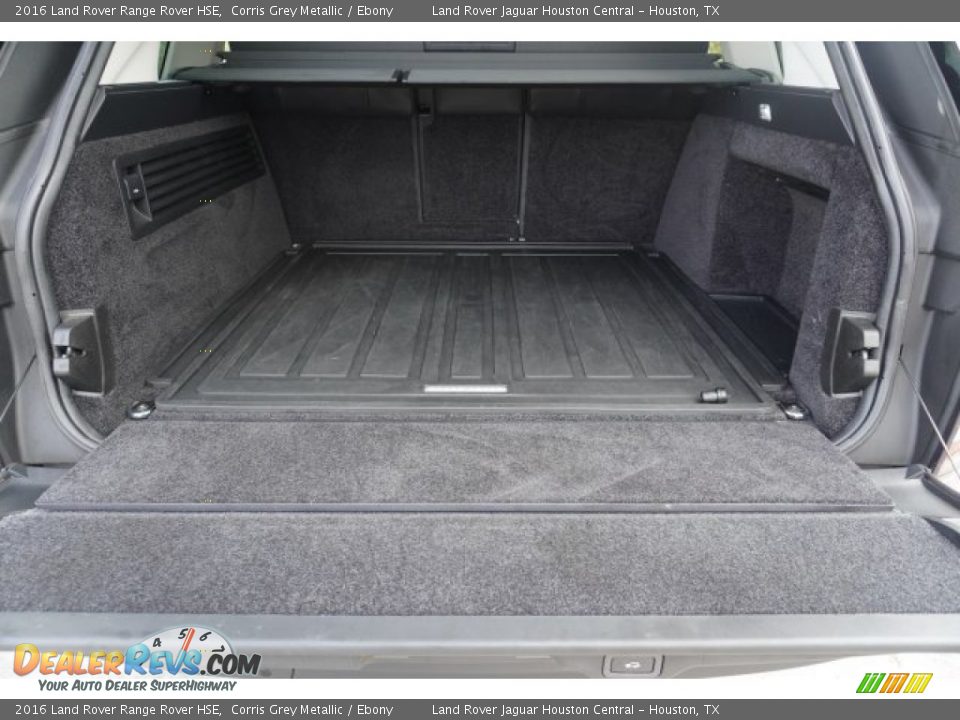 2016 Land Rover Range Rover HSE Trunk Photo #36