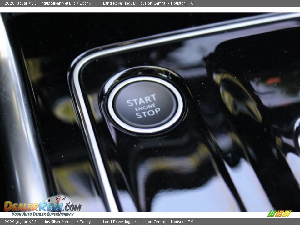 2020 Jaguar XE S Indus Silver Metallic / Ebony Photo #18