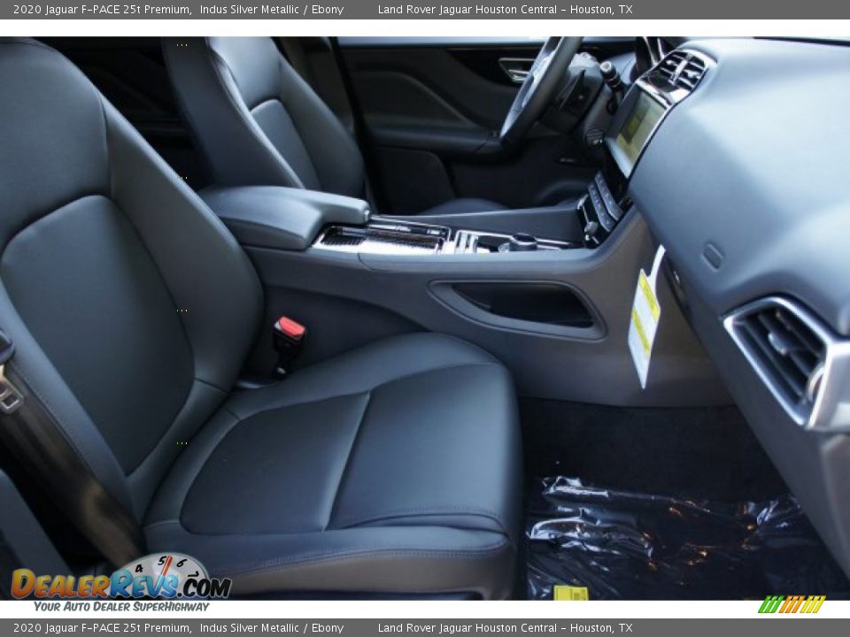 2020 Jaguar F-PACE 25t Premium Indus Silver Metallic / Ebony Photo #11