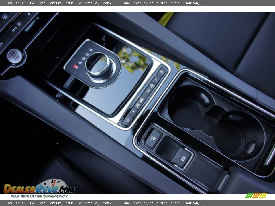 2020 Jaguar F-PACE 25t Premium Indus Silver Metallic / Ebony Photo #17