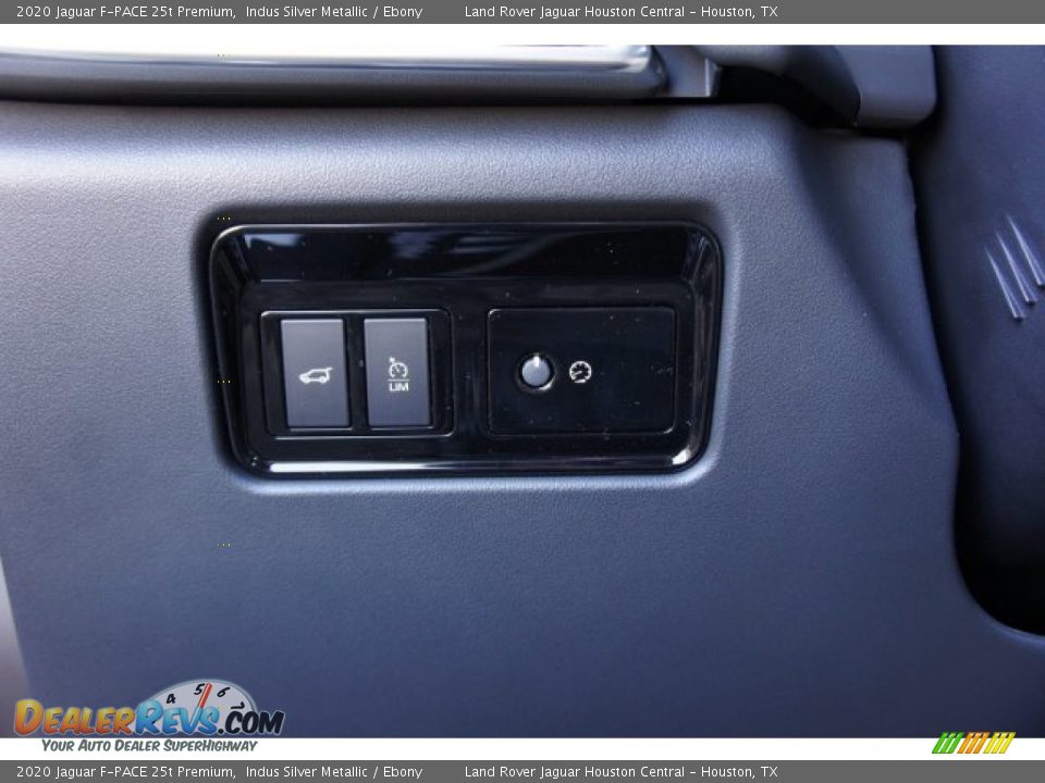 2020 Jaguar F-PACE 25t Premium Indus Silver Metallic / Ebony Photo #21