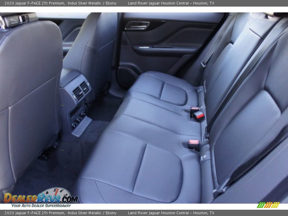 2020 Jaguar F-PACE 25t Premium Indus Silver Metallic / Ebony Photo #30