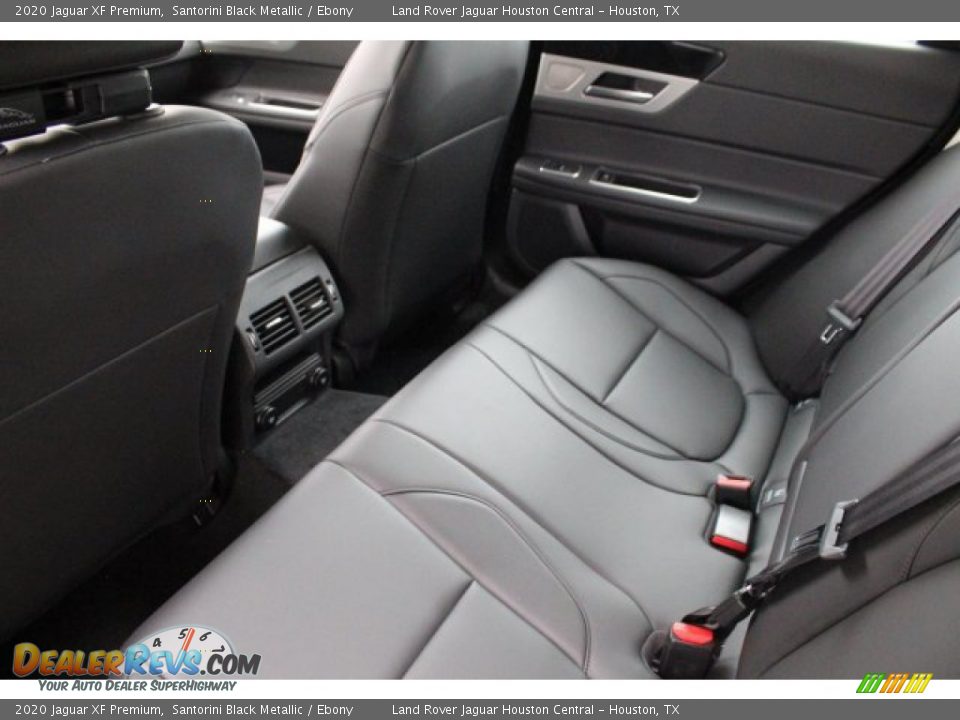 2020 Jaguar XF Premium Santorini Black Metallic / Ebony Photo #26
