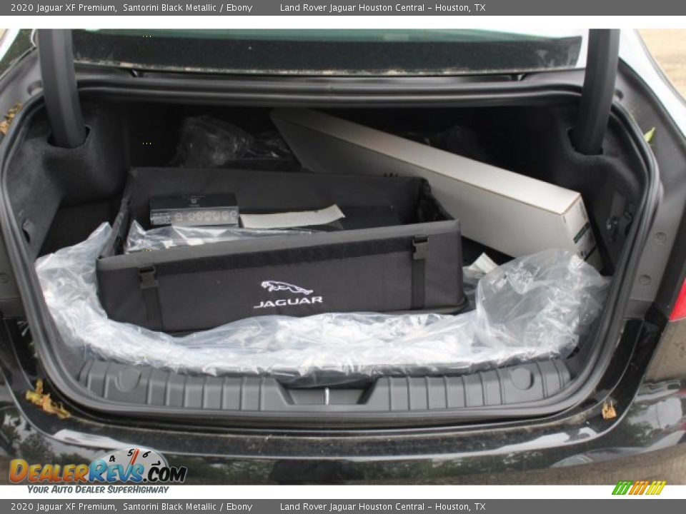 2020 Jaguar XF Premium Santorini Black Metallic / Ebony Photo #29