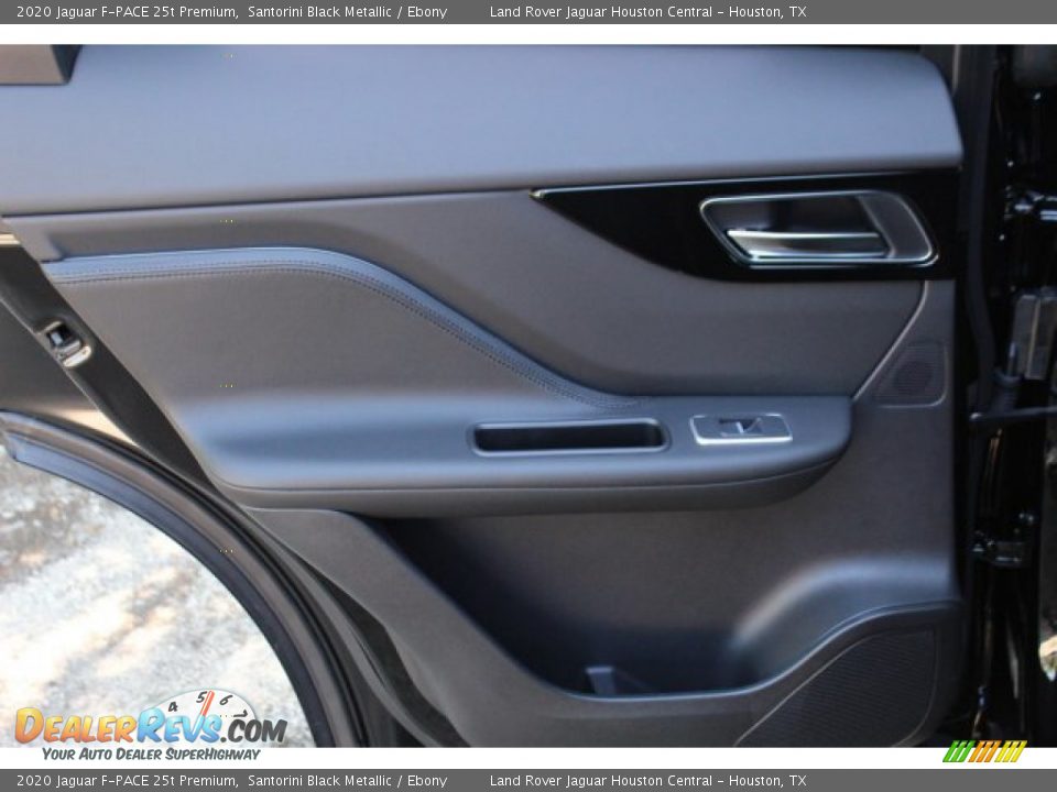 2020 Jaguar F-PACE 25t Premium Santorini Black Metallic / Ebony Photo #25