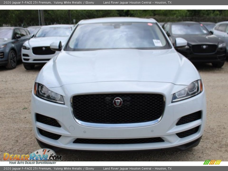 2020 Jaguar F-PACE 25t Premium Yulong White Metallic / Ebony Photo #8