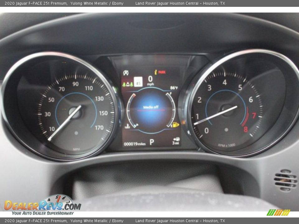 2020 Jaguar F-PACE 25t Premium Yulong White Metallic / Ebony Photo #23