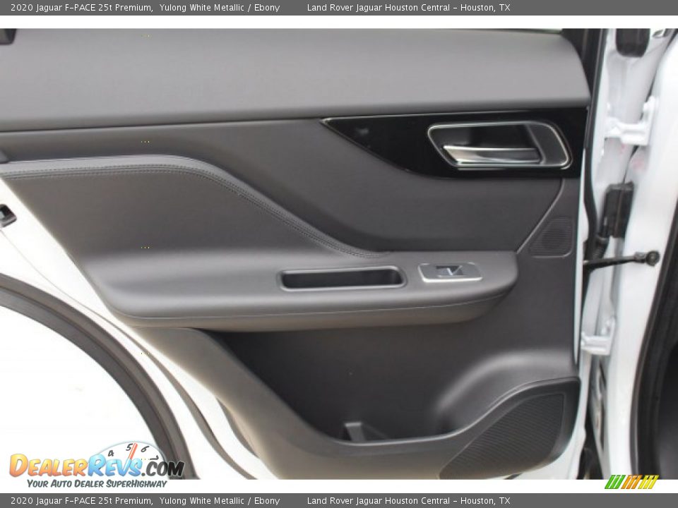 2020 Jaguar F-PACE 25t Premium Yulong White Metallic / Ebony Photo #25