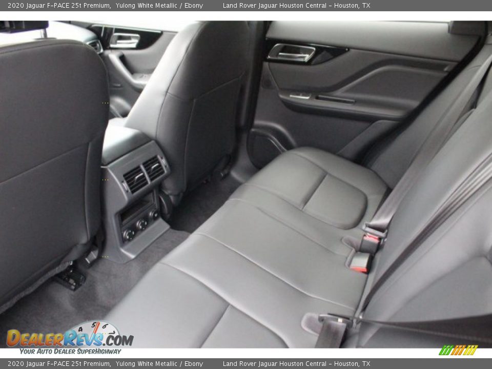 2020 Jaguar F-PACE 25t Premium Yulong White Metallic / Ebony Photo #26