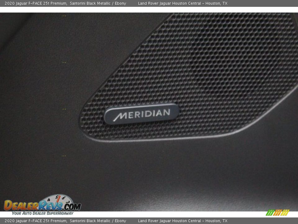2020 Jaguar F-PACE 25t Premium Santorini Black Metallic / Ebony Photo #11