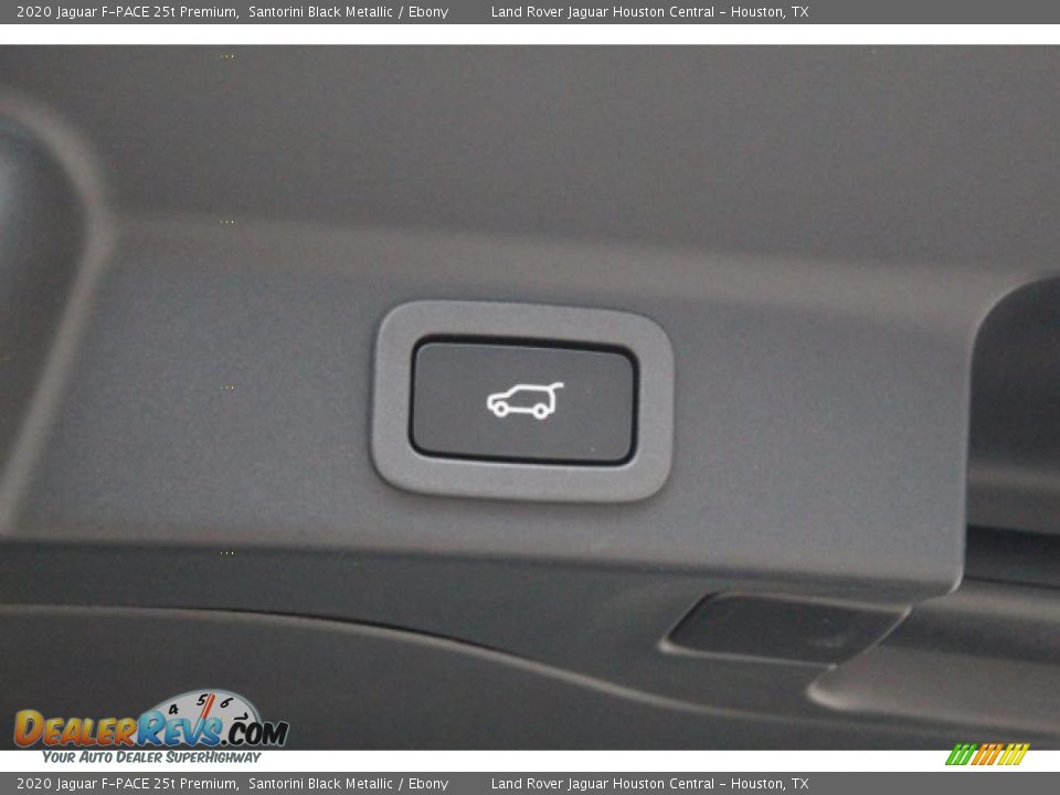 2020 Jaguar F-PACE 25t Premium Santorini Black Metallic / Ebony Photo #30