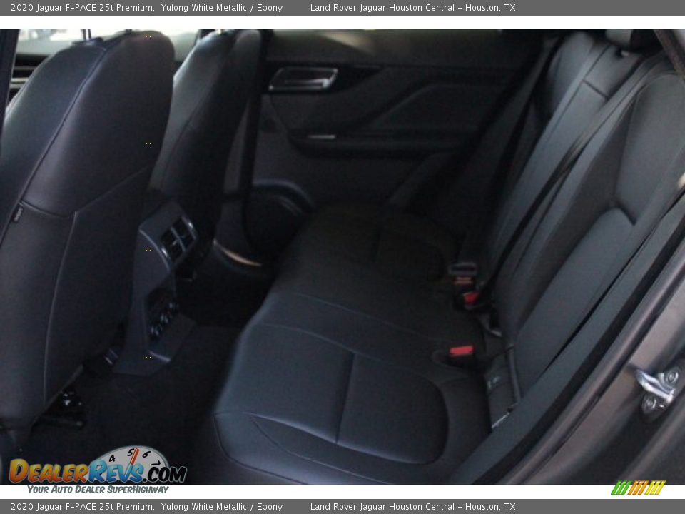 2020 Jaguar F-PACE 25t Premium Yulong White Metallic / Ebony Photo #5