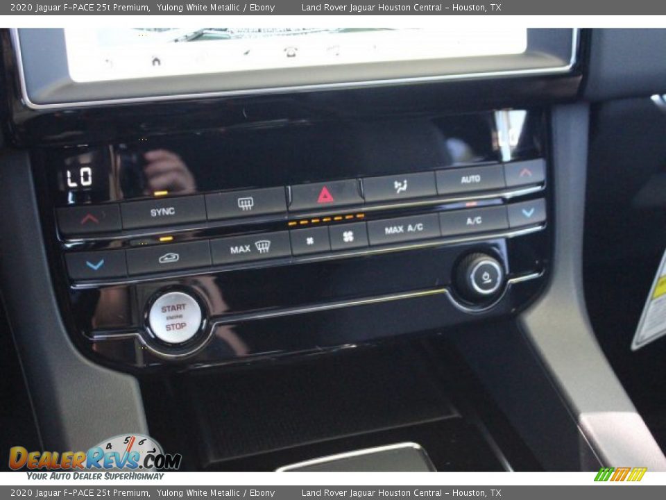 2020 Jaguar F-PACE 25t Premium Yulong White Metallic / Ebony Photo #16