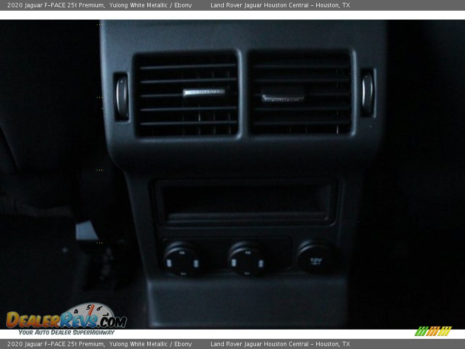 2020 Jaguar F-PACE 25t Premium Yulong White Metallic / Ebony Photo #27