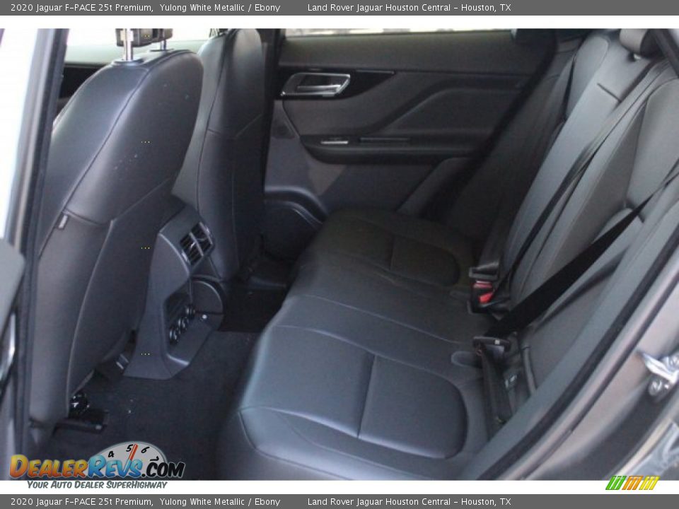 2020 Jaguar F-PACE 25t Premium Yulong White Metallic / Ebony Photo #5