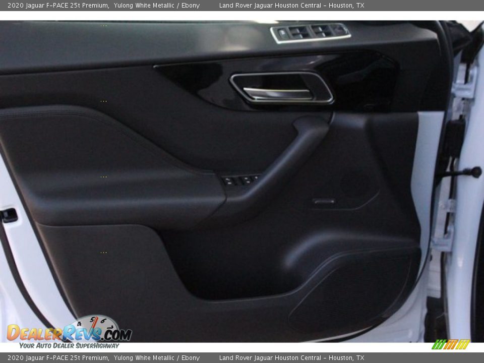 2020 Jaguar F-PACE 25t Premium Yulong White Metallic / Ebony Photo #10