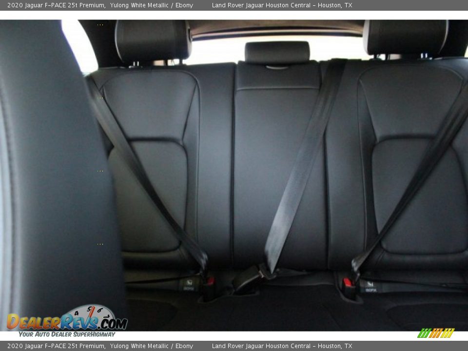 2020 Jaguar F-PACE 25t Premium Yulong White Metallic / Ebony Photo #20