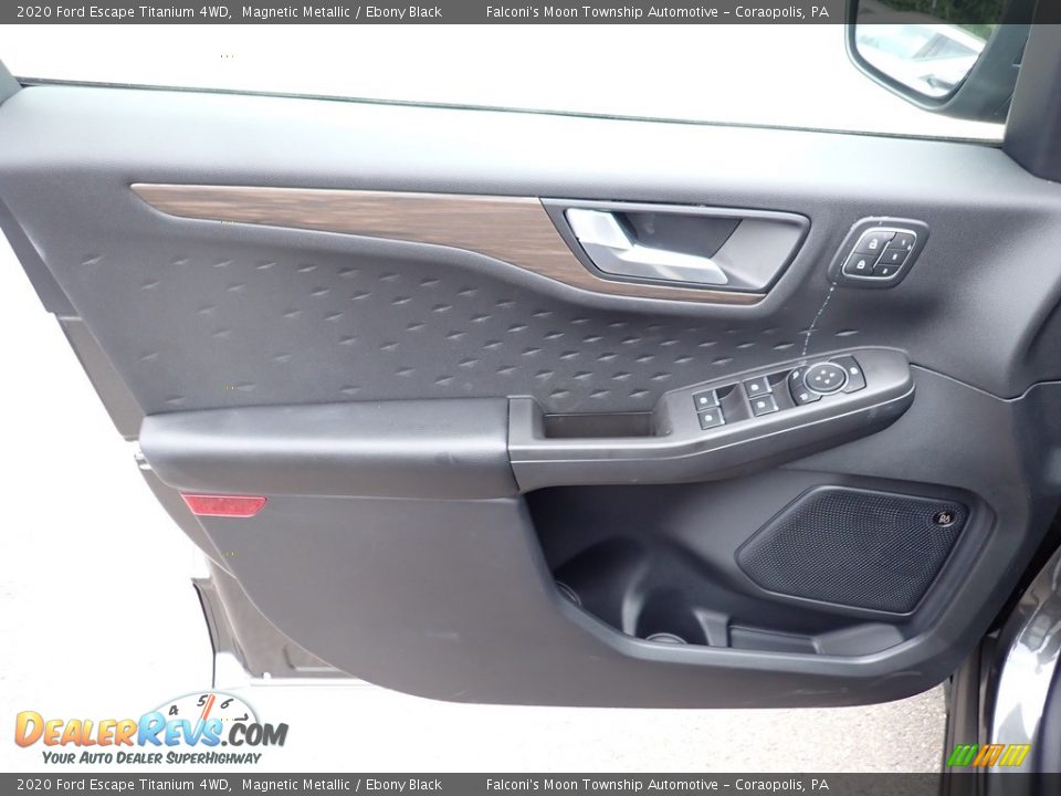 2020 Ford Escape Titanium 4WD Magnetic Metallic / Ebony Black Photo #11