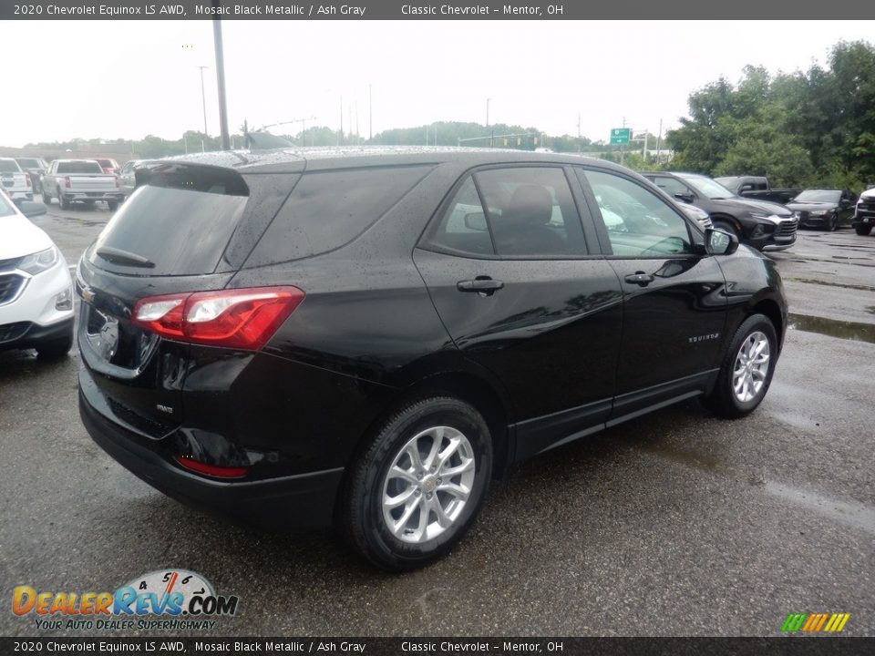 2020 Chevrolet Equinox LS AWD Mosaic Black Metallic / Ash Gray Photo #4