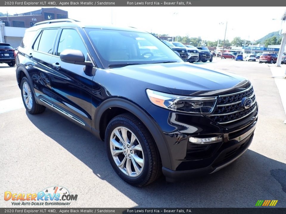 2020 Ford Explorer XLT 4WD Agate Black Metallic / Sandstone Photo #3