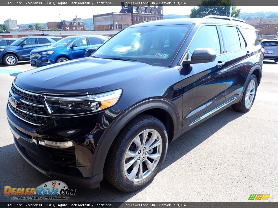 2020 Ford Explorer XLT 4WD Agate Black Metallic / Sandstone Photo #5