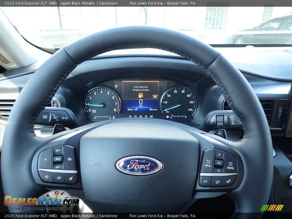 2020 Ford Explorer XLT 4WD Agate Black Metallic / Sandstone Photo #17