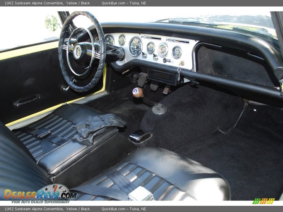 Dashboard of 1962 Sunbeam Alpine Convertible Photo #21