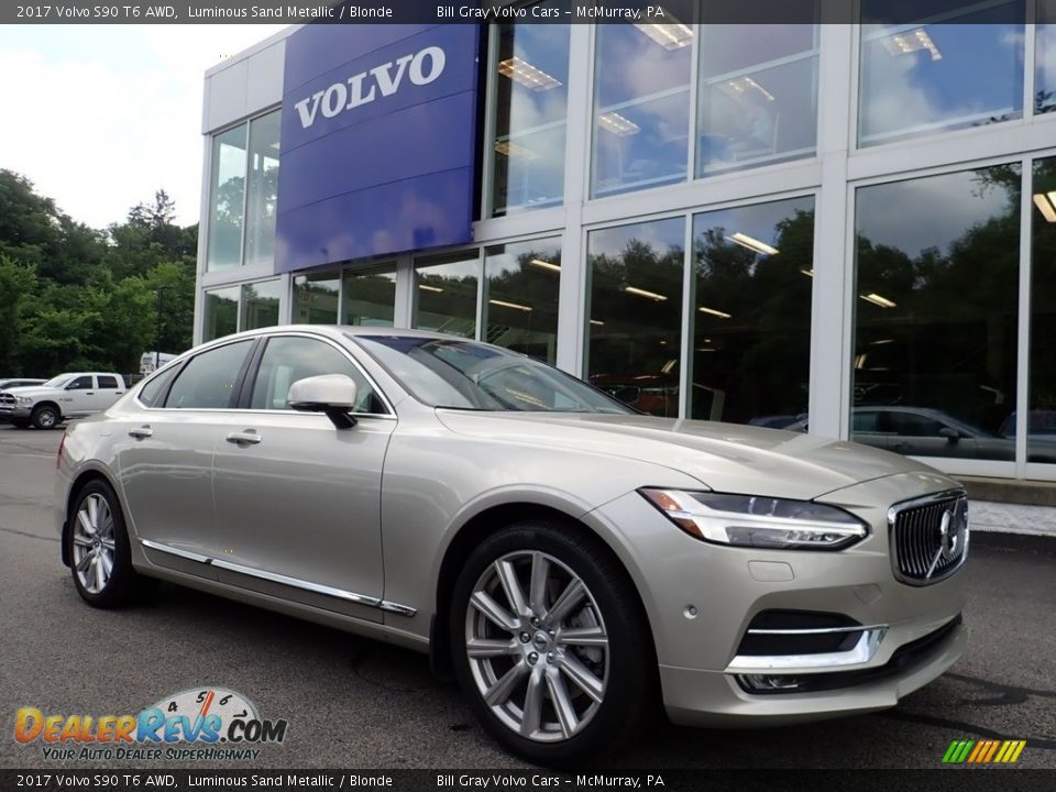 Front 3/4 View of 2017 Volvo S90 T6 AWD Photo #1