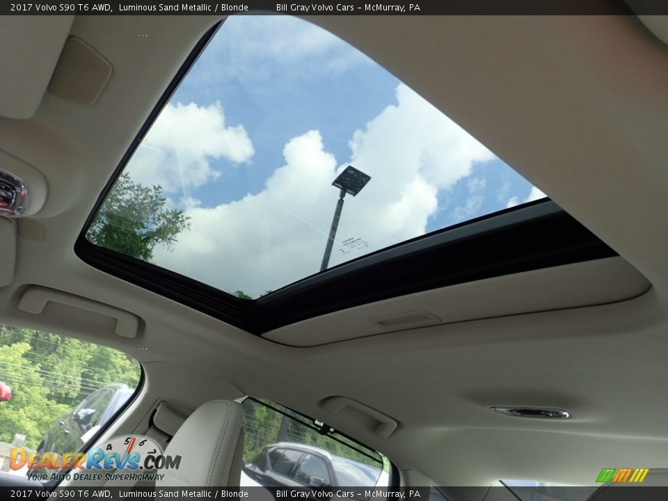 Sunroof of 2017 Volvo S90 T6 AWD Photo #20