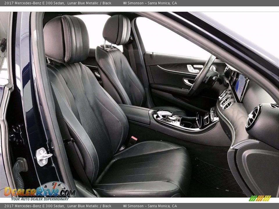 2017 Mercedes-Benz E 300 Sedan Lunar Blue Metallic / Black Photo #6