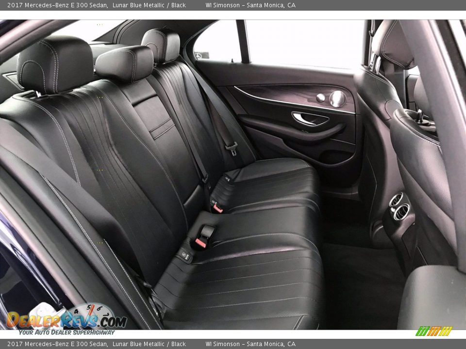 2017 Mercedes-Benz E 300 Sedan Lunar Blue Metallic / Black Photo #13